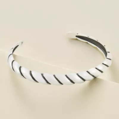 JamesAvery_BR-889-135847_altS.webp