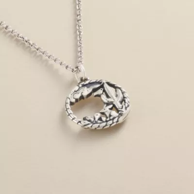 JamesAvery_CM-6117-122719_altS.webp