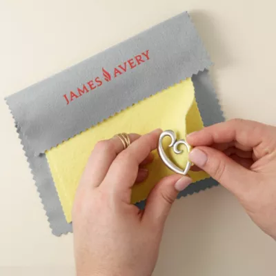 JamesAvery_JC-2-462245_altS.webp