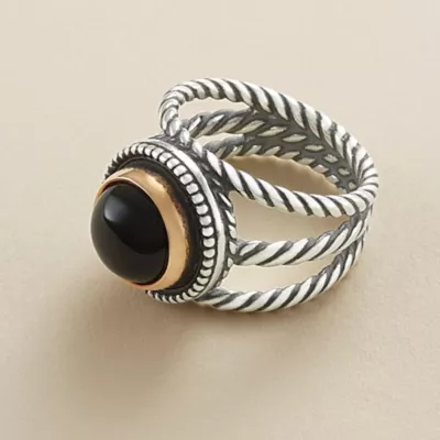 JamesAvery_RG-1925-346182_altS.webp