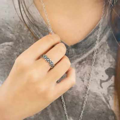 JamesAvery_RG-1970_IGC.webp
